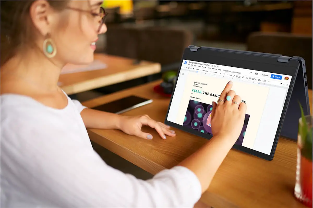 Lenovo IdeaPad Flex 3 is a 15.6″ Chromebook with Jasper Lake