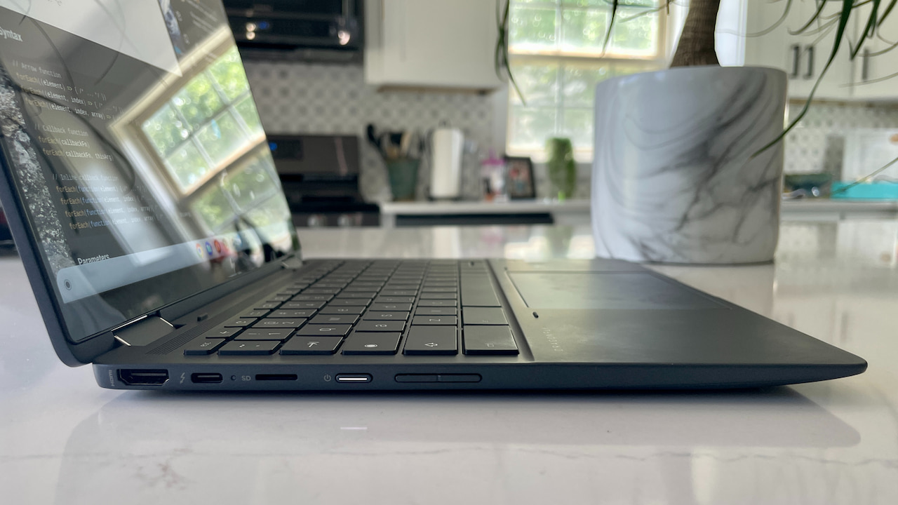 HP Elite Dragonfly Chromebook ports
