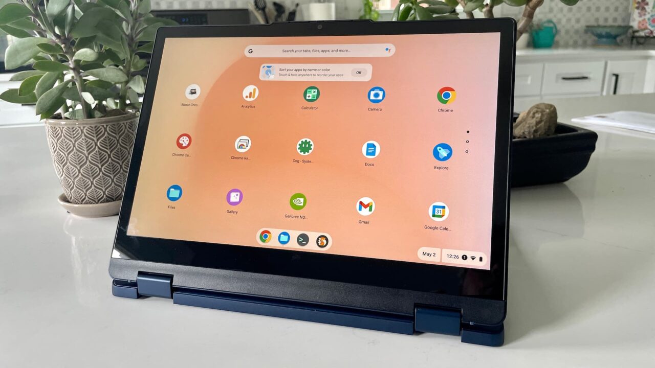 Lenovo Flex 3 Chromebook in media consumption mode