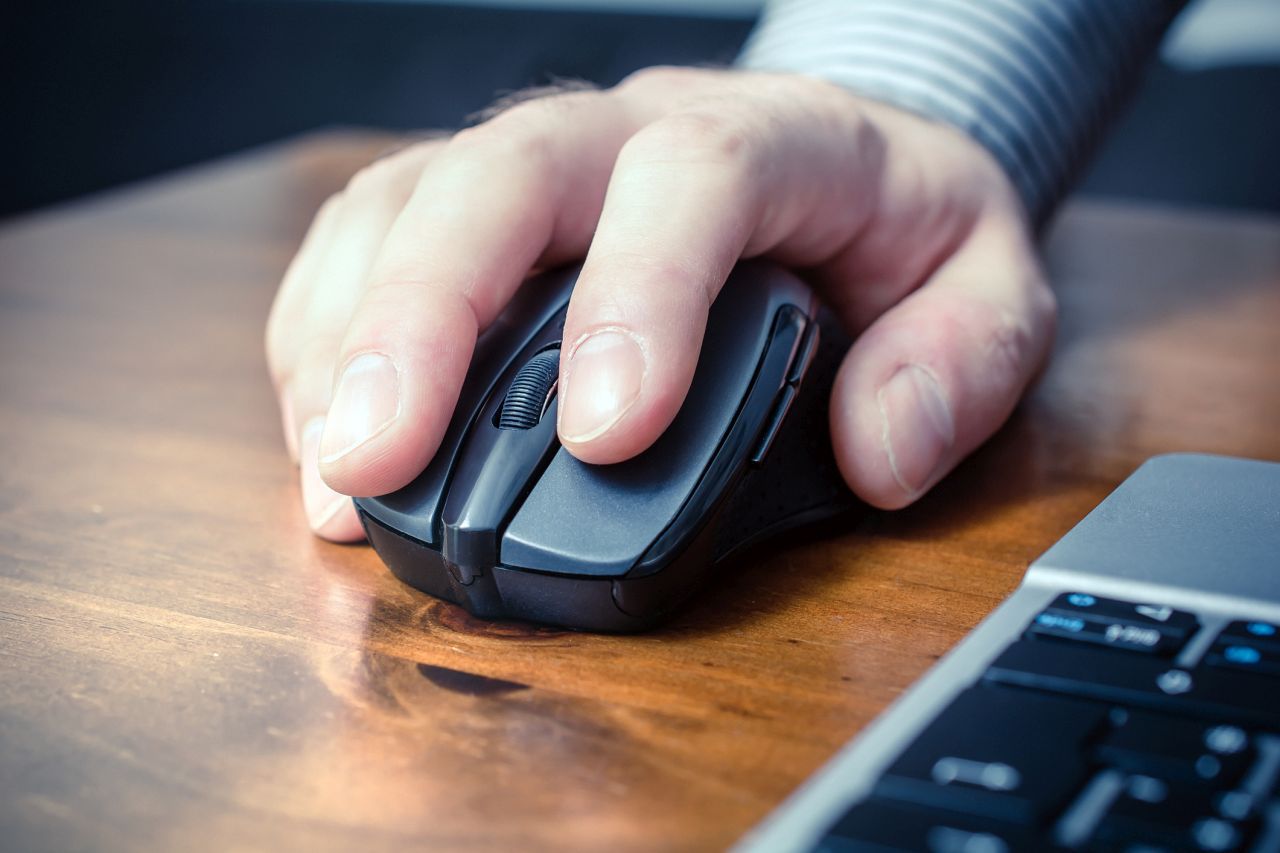 Pairing a Bluetooth Mouse With Your Chromebook
