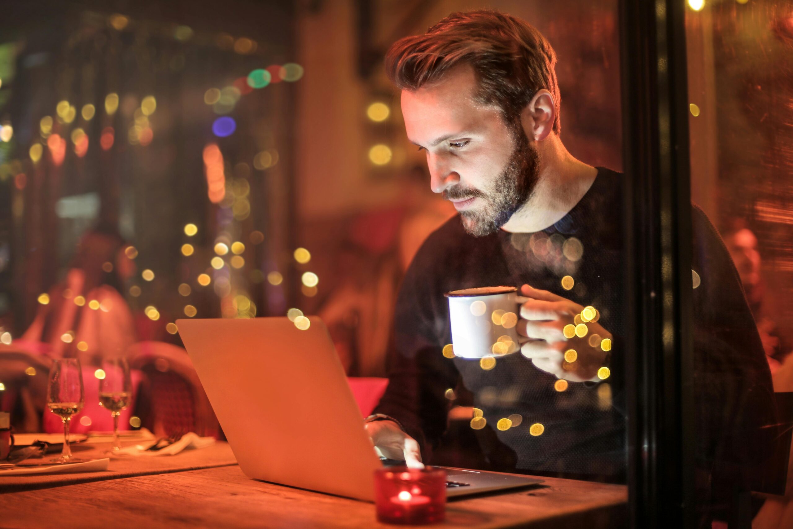 The Best Entertainment Apps For Chromebooks In 2025
