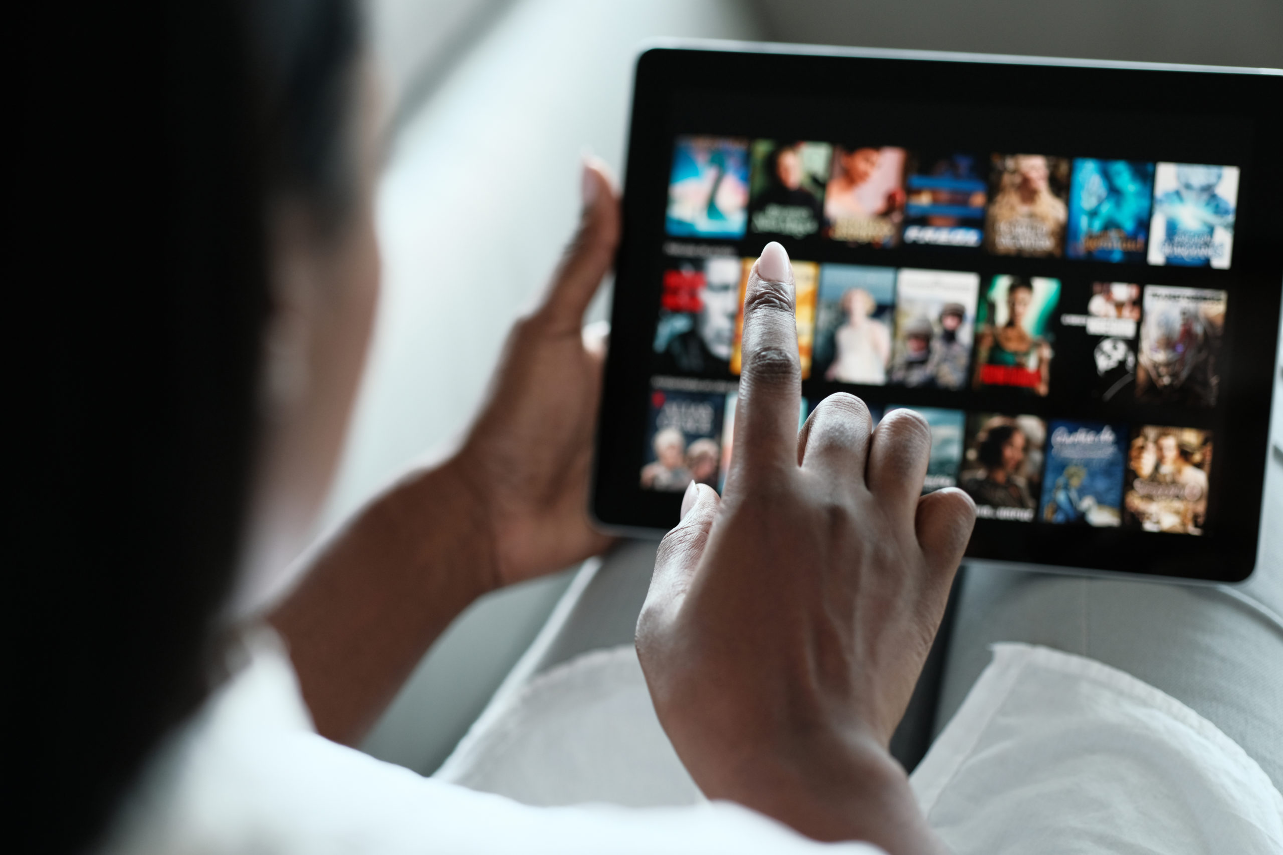 5 Everyday Tasks That Work Better on Chromebooks Than MacBooks