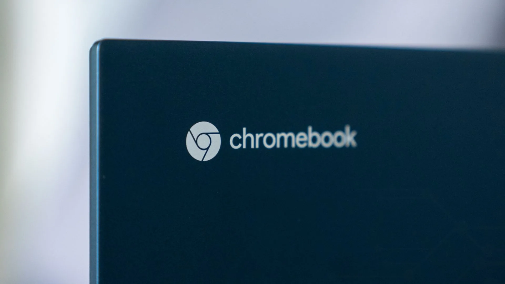 Why Chromebooks Are Quietly Becoming the Best Hardware for Browser-Based Crypto Platforms