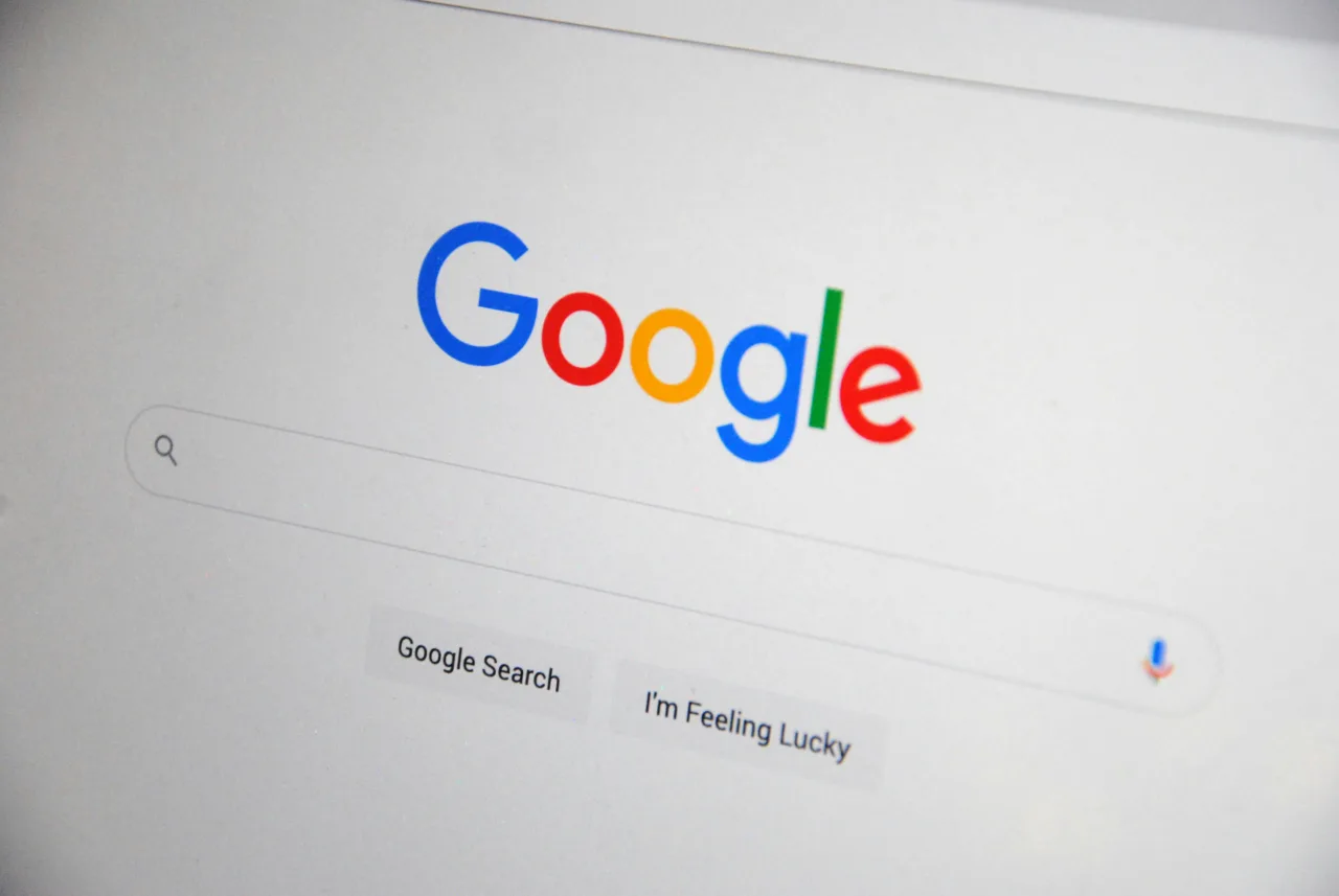 Is Your Guest Mode Truly Secure? How to Vet High-Interaction Web Platforms Without Risking Your Google Account